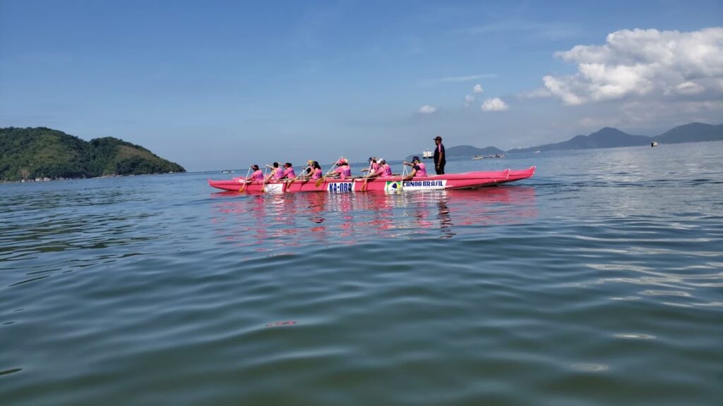 Canoa Havaiana Feminina em Santos