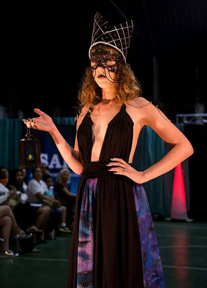 Mulher na edição anterior do Esamc Fashion Trend